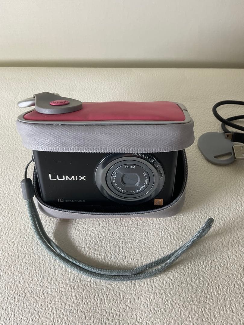 Panasonic LUMIX FH7 デジタルカメラ