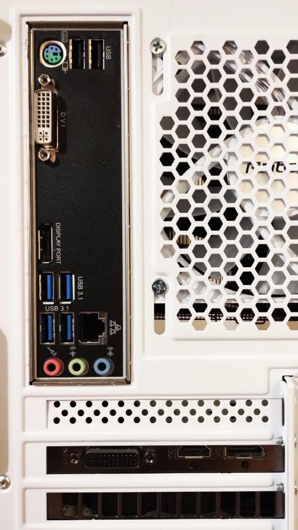 ゲーミングPC/Core i7 8700/GTX1660Ti/メモリ16GB