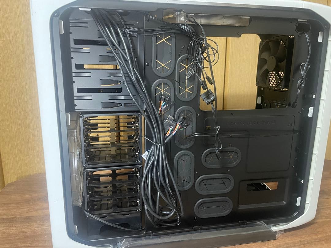 PCケース 【Corsair Graphite Series 600T】鍵付き！