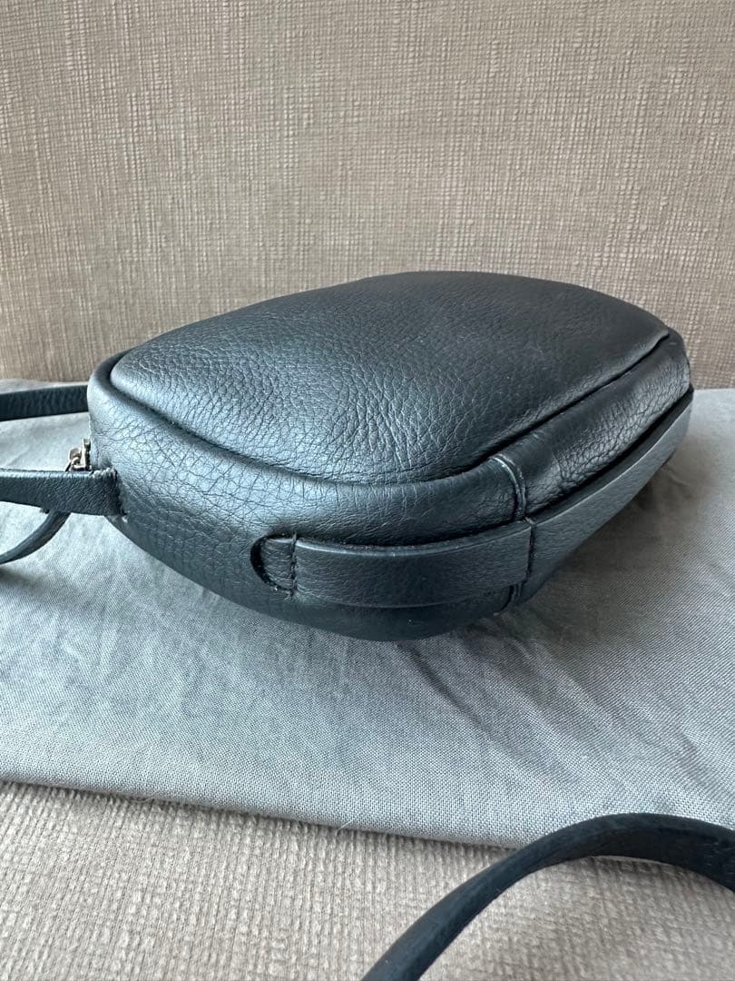 BALENCIAGA カメラバッグ ブラック レザー 保存袋付き
