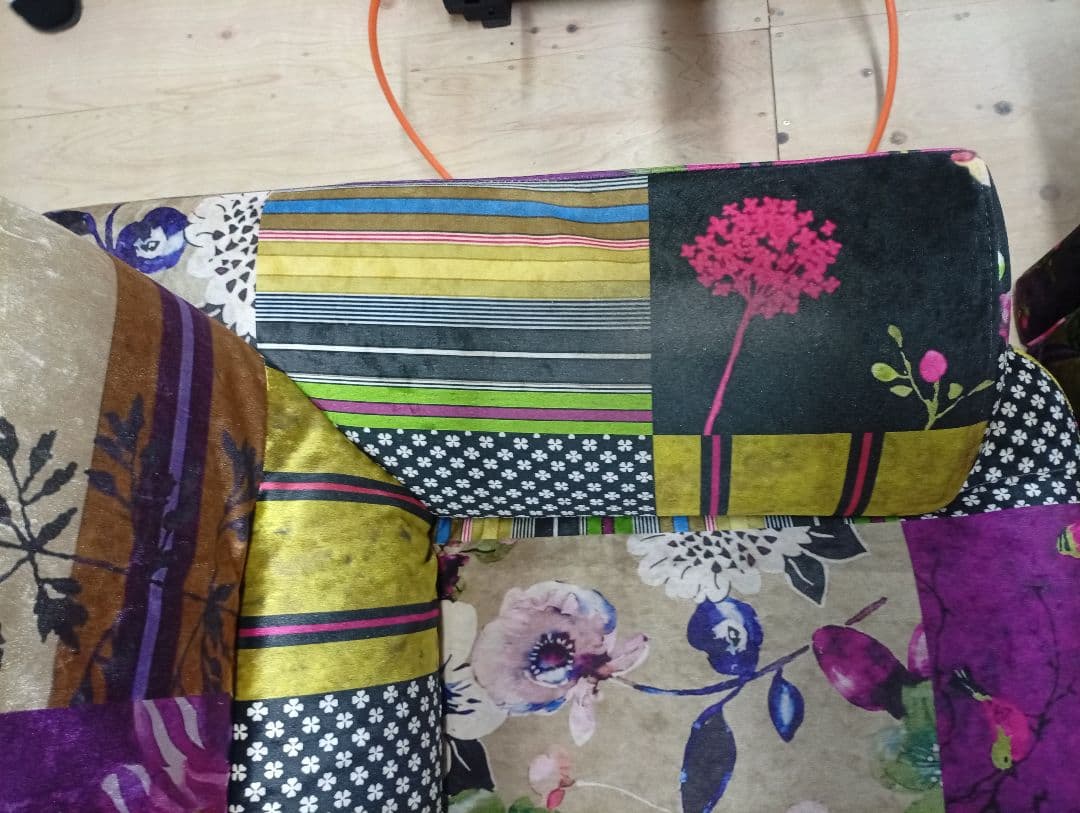 近く配達可能 パッチワークデザイン 2人掛けソファ　京都