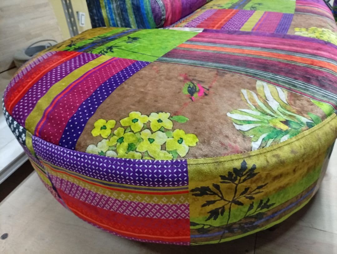 近く配達可能 パッチワークデザイン 2人掛けソファ　京都