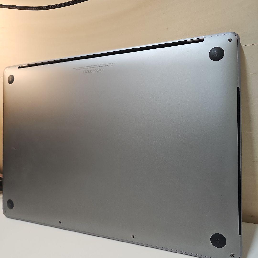 MacBookPro15インチ2017 i7/16GB/RadeonPro555