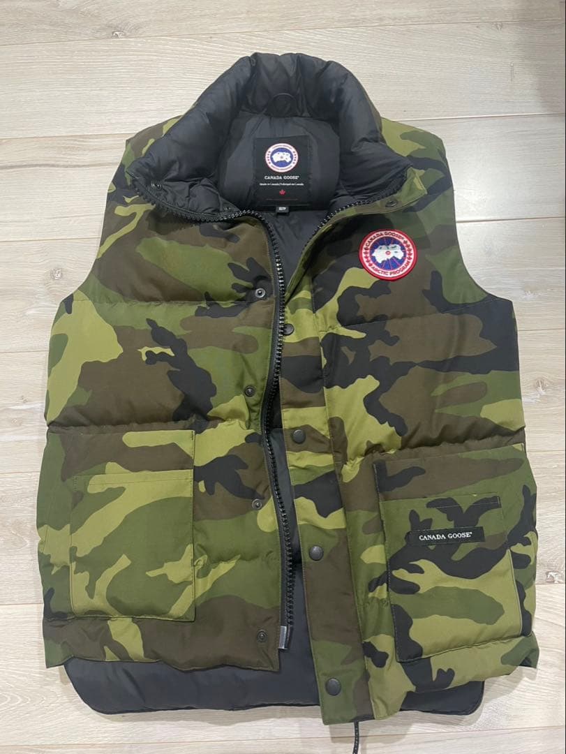   カモフラージュ ダウンベスト XS/TP