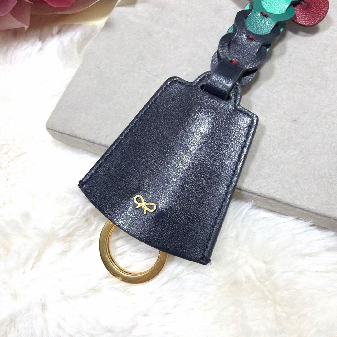 希少 ANYA HINDMARCH アニヤハインドマーチ レザー チャーム