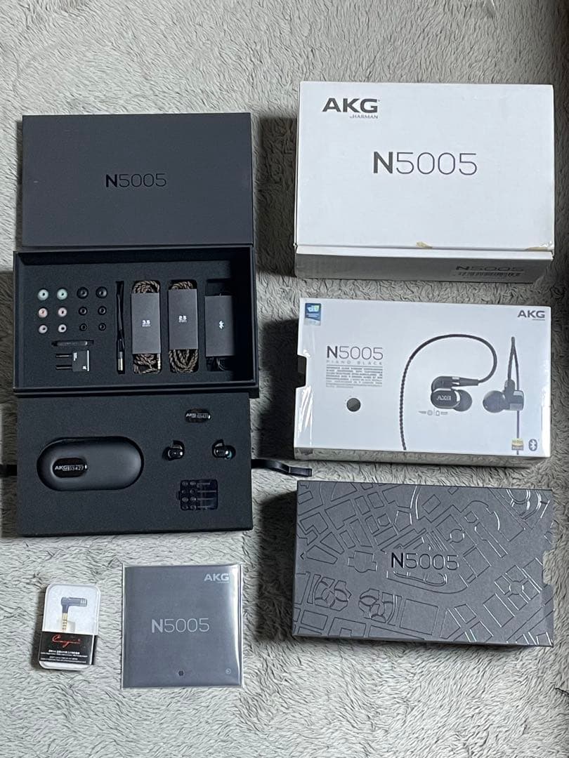 ヘッドホン AKG N5005