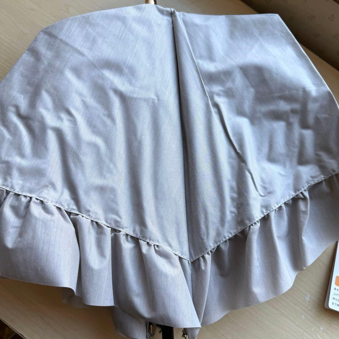 ★新品★ジルスチュアート　晴雨兼用　フリル　日傘　トップフラット　遮光　遮熱