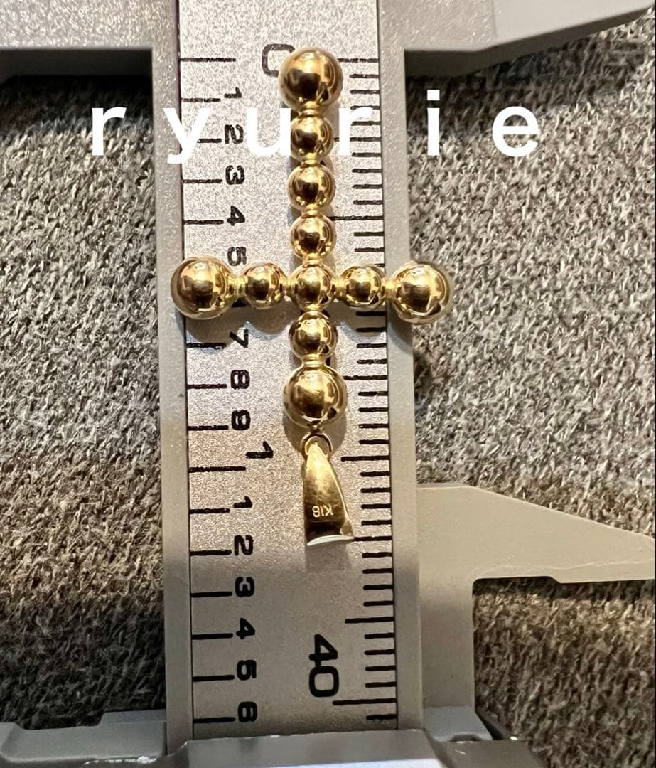 18金K18ペンダントタップクルス　ユニセックス