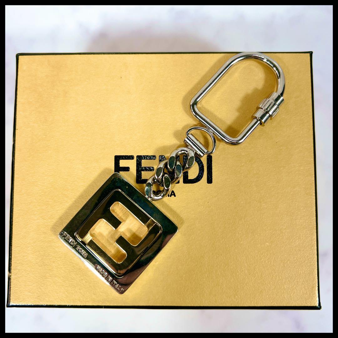 フェンディ ズッカ キーホルダー ゴールド シルバー ヴィンテージ