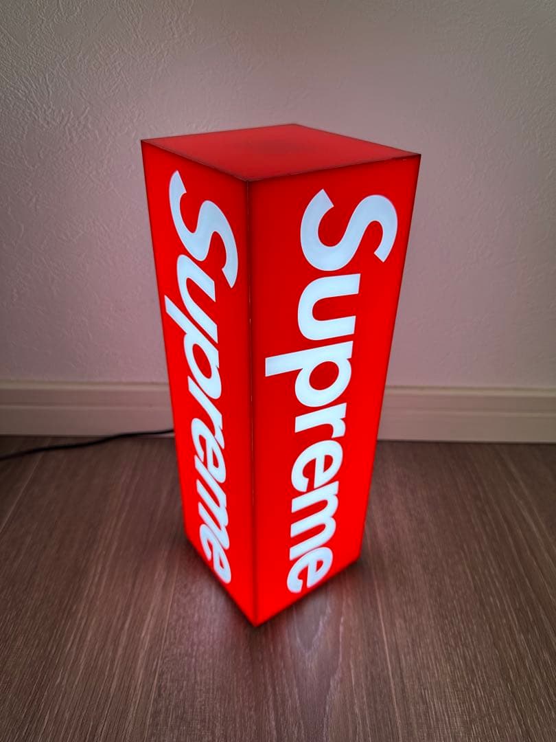 か*ん様 Supreme Box Logo Lamp Red