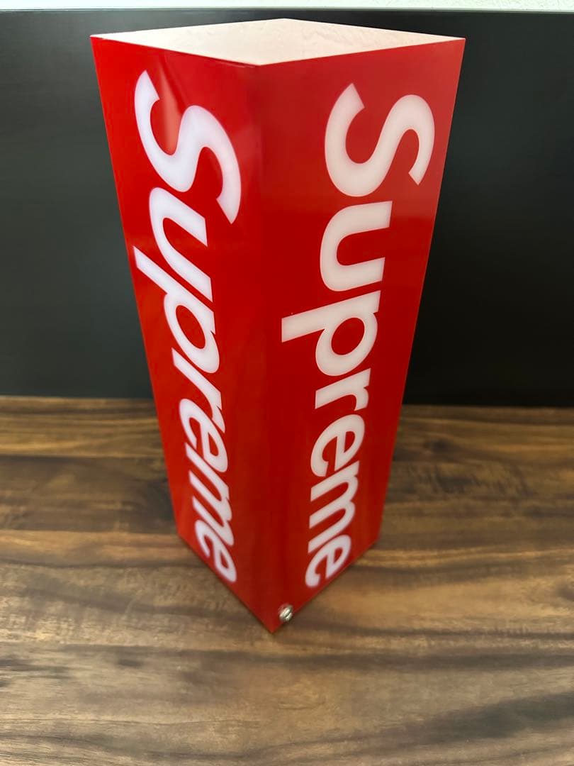 か*ん様 Supreme Box Logo Lamp Red