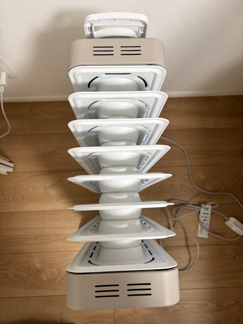 【付属品なし】DeLonghi VertiCaldo オイルヒーター