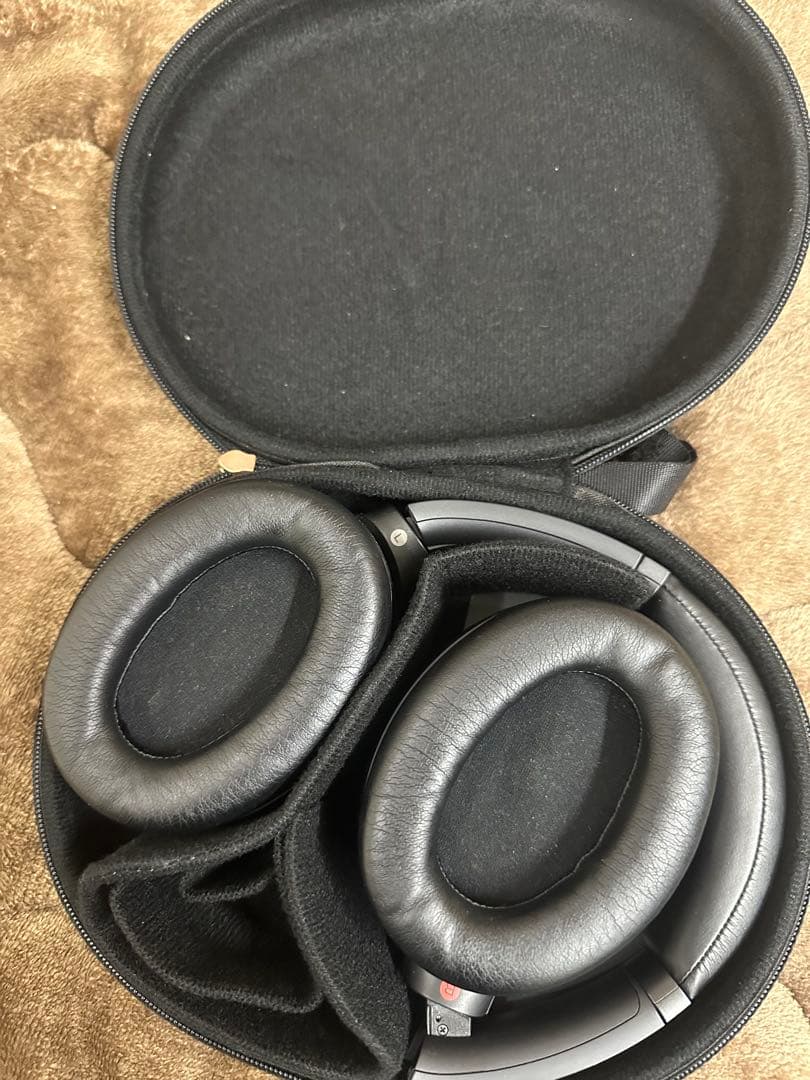 Sony WH-1000XM4 ブラック