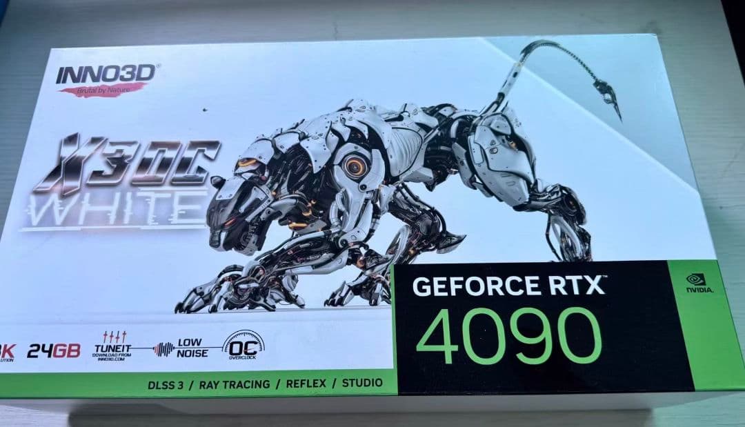 グラフィックボード・グラボ・ビデオカード INNO3D GeForce RTX 4090 X3OC White