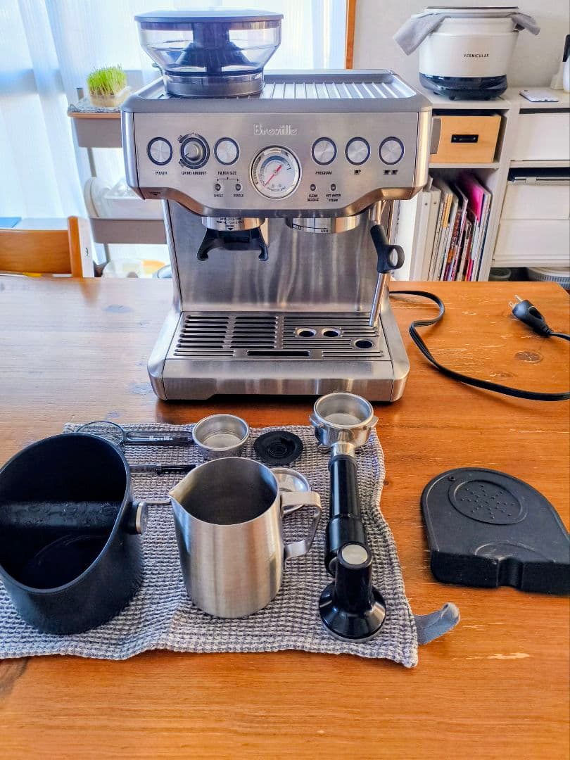 【期間限定値下中】中古エスプレッソマシン Breville BES870XL/B