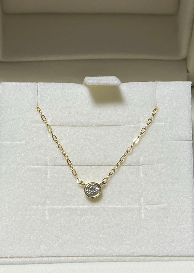 K18 4℃ 一粒 ダイヤ ネックレス　イエロー ゴールド