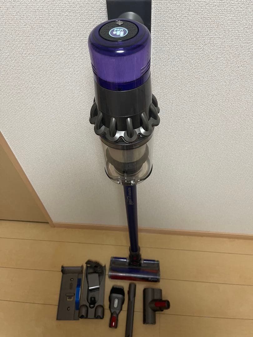【美品】Dyson コードレスクリーナー V11 + sv14エコーモード69分
