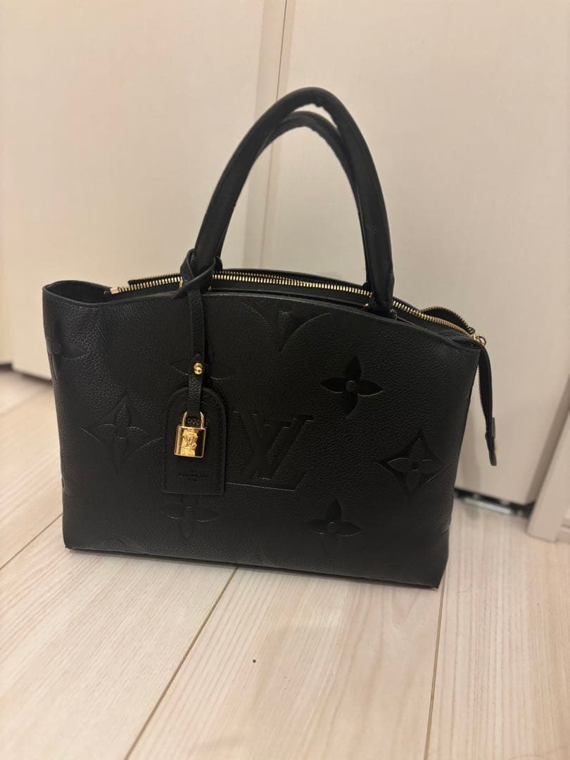 【ほぼ未使用】ルイヴィトン アンプラント モンテーニュMM ブラック 正規品