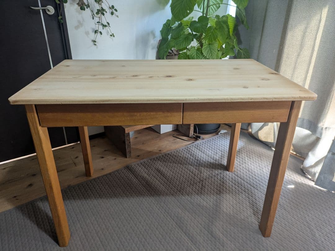 キシル　机　XYL　無垢ひのき　４本脚　Mサイズ (幅1000×奥行600）