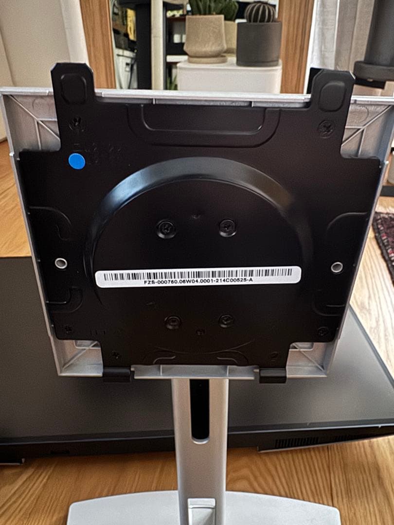 【ジャンク品】Dell 27インチUSB-Cハブ モニター U2722DE