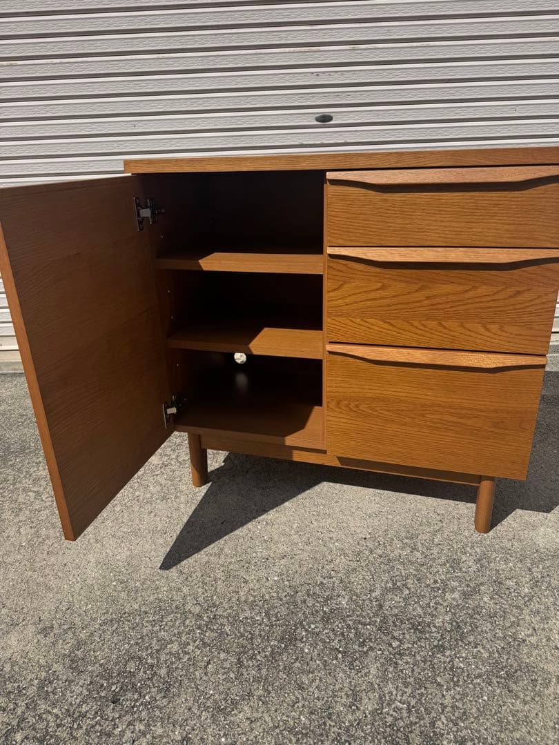 ウニコ KIRP キルプ キャビネット サイドボード 美品 北欧