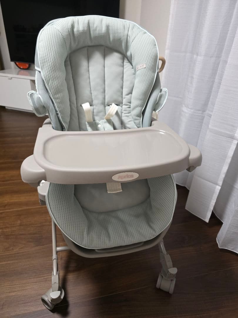 Aprica ユラリズム オートプレミアム アップリカ