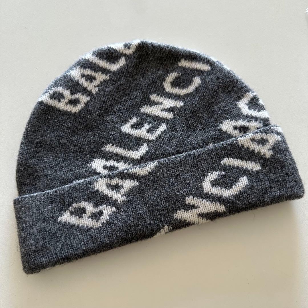 【新品未使用】バレンシアガ　ニット帽/ビーニー