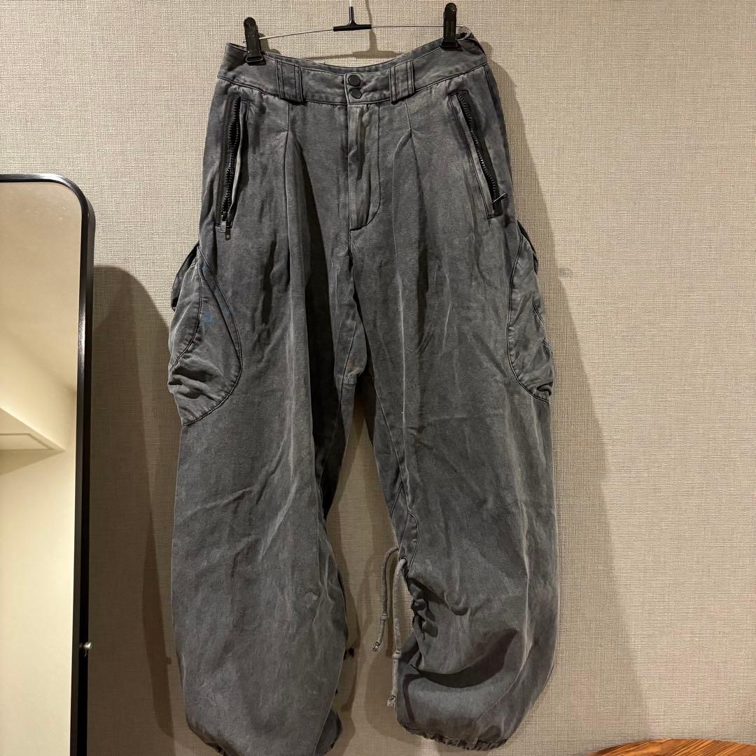 hyein seo カーゴパンツ