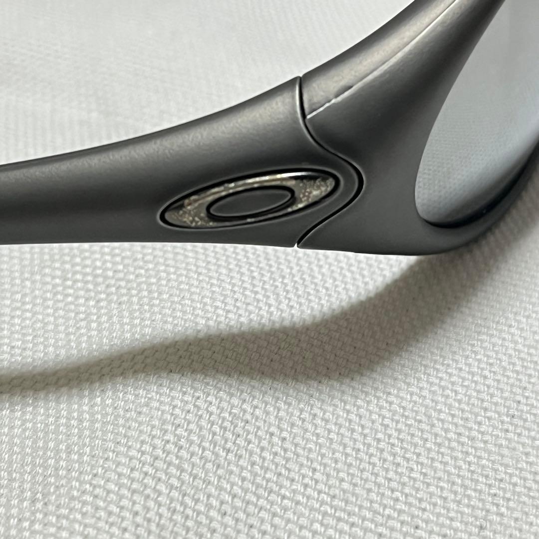 美品 オークリー アイジャケット グレー ミラーレンズ USA y2k