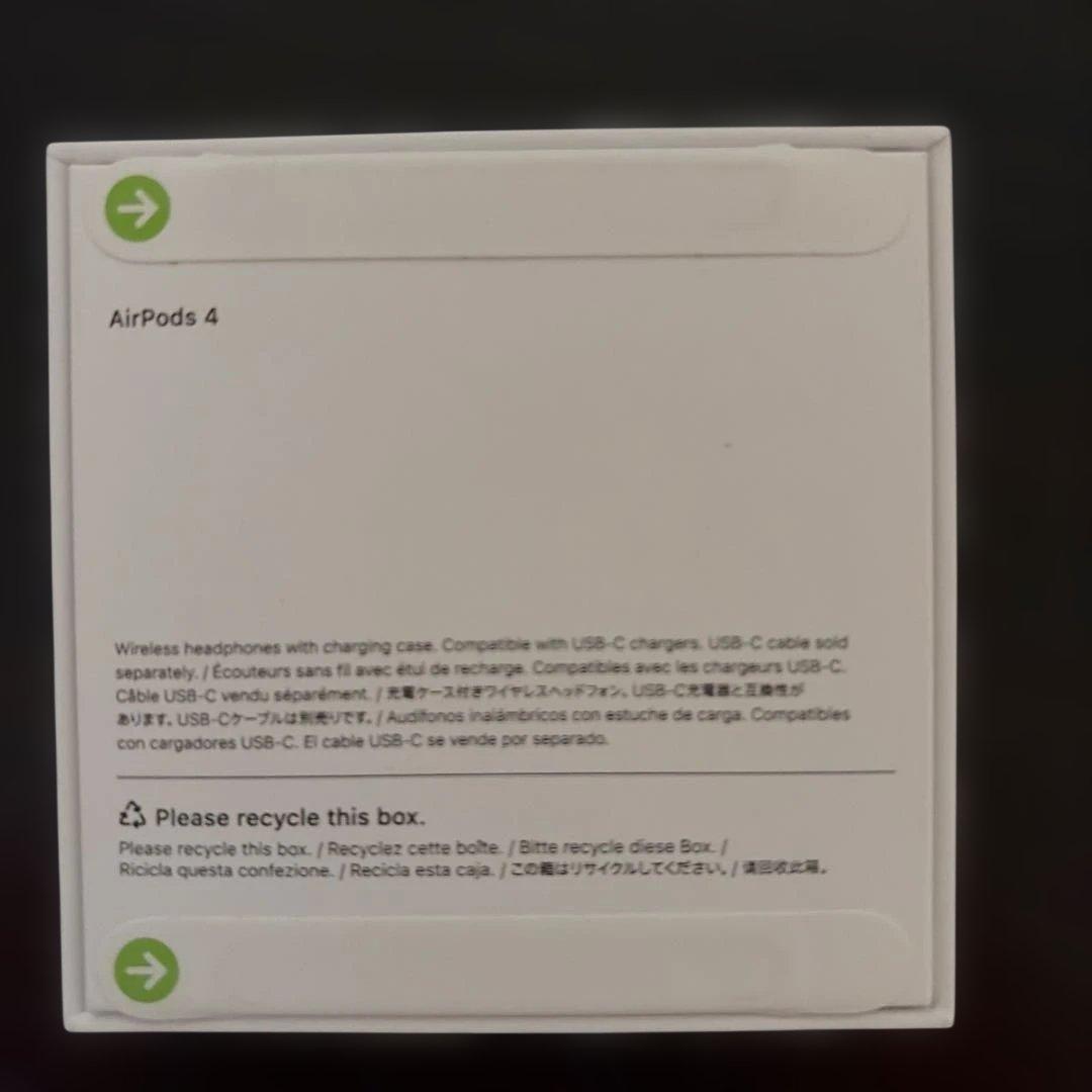 新品未開封AirPods 4 充電ケース付き　ノイキャン非搭載