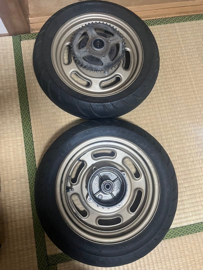 エイプ　ホイール前後セット　ハブ、ブレーキ付き タイヤほぼ新品！！