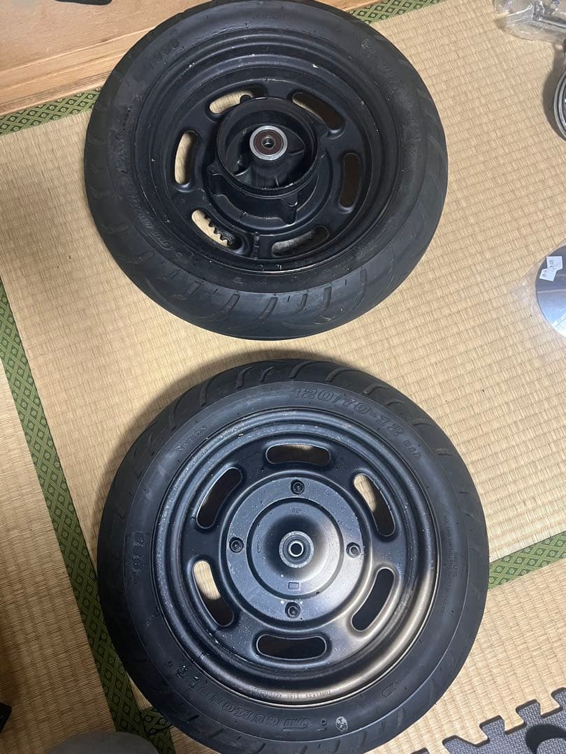 エイプ　ホイール前後セット　ハブ、ブレーキ付き タイヤほぼ新品！！