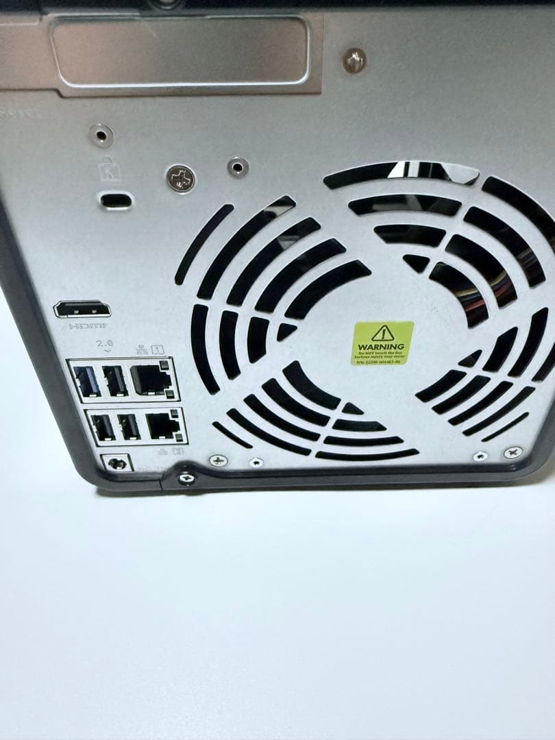 QNAP NAS TS-453D 8Gに増設　8T HDD×2