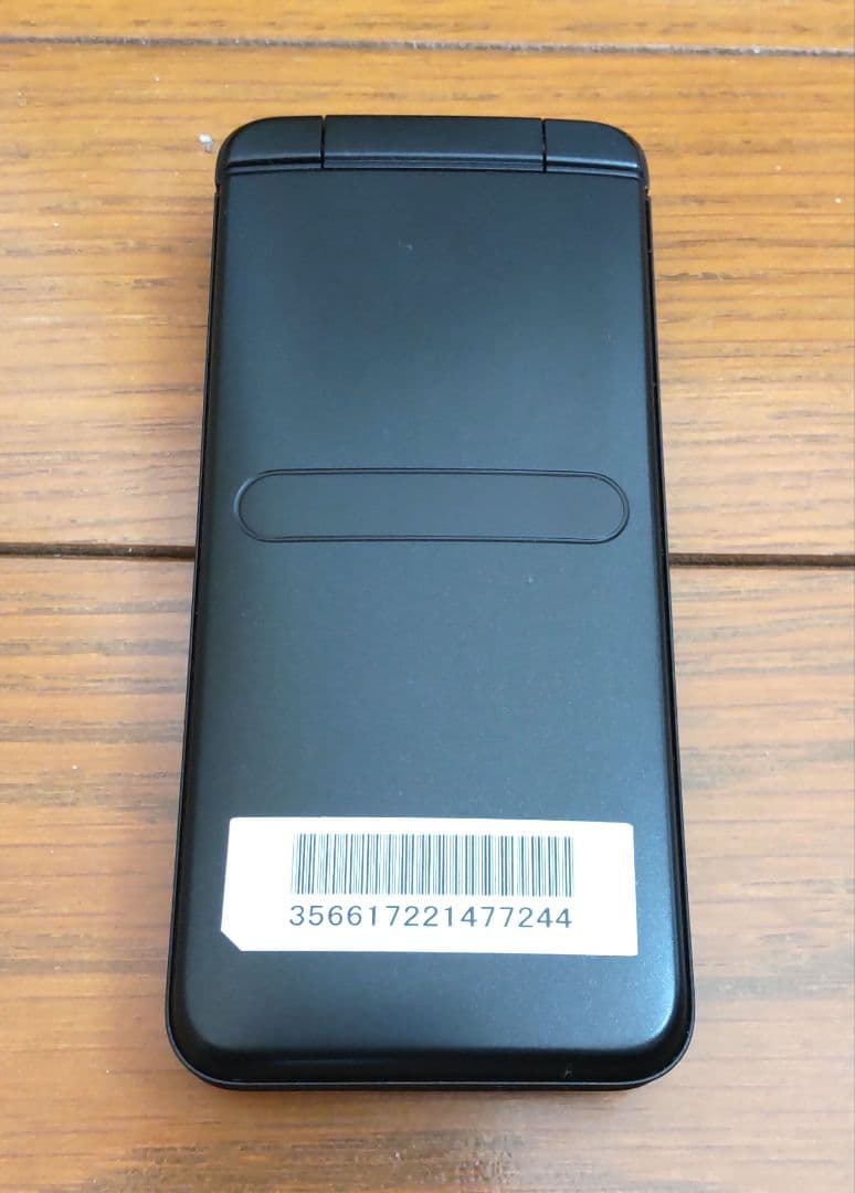 【美品】GRATINA KYF42 ブラック　携帯電話