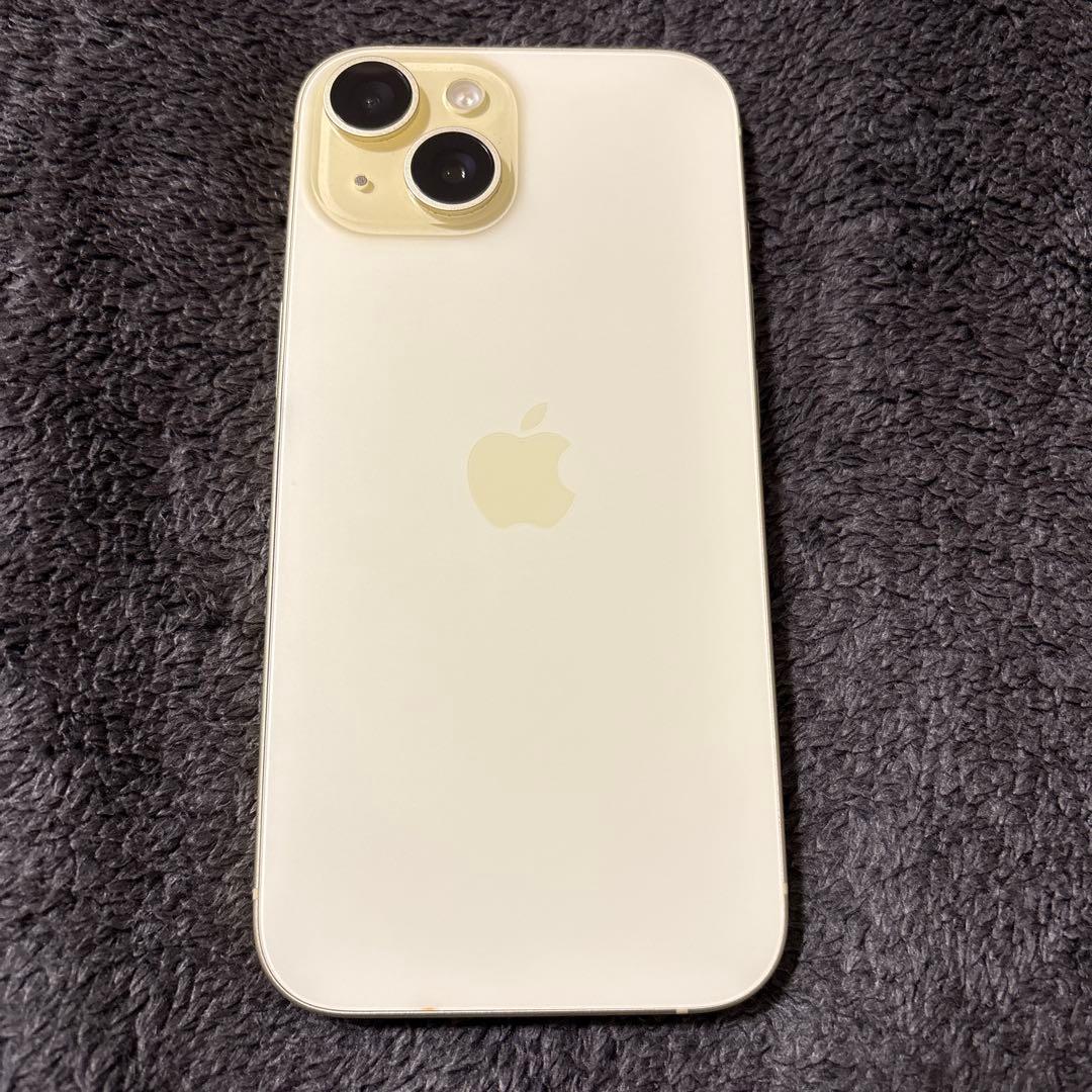 ホ*能様 Apple iPhone 15 128GB イエロー　本体