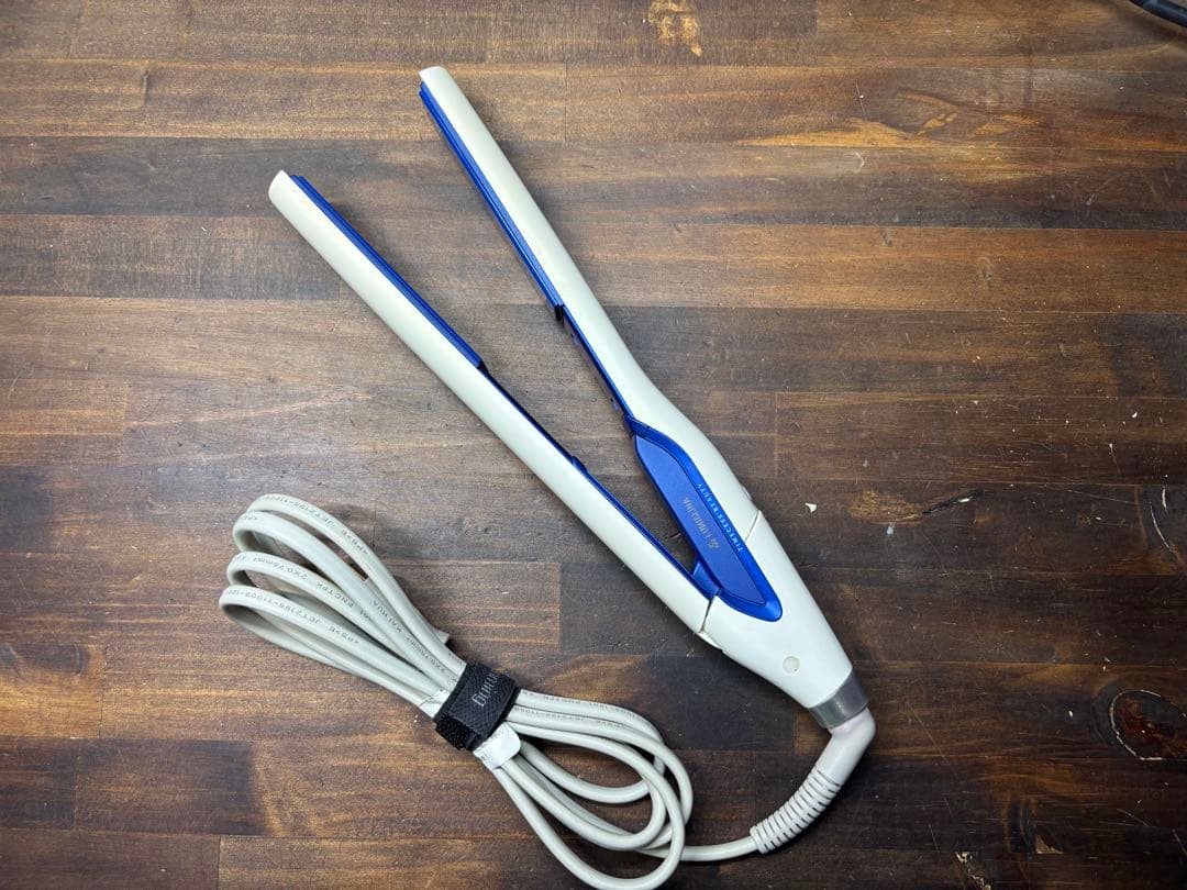 【正規品】ヘアビューロン 3D Plus リュミエリーナ ストレートアイロン