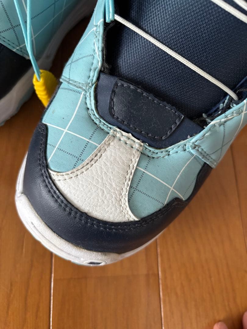 burton スノーボードブーツ 女性用