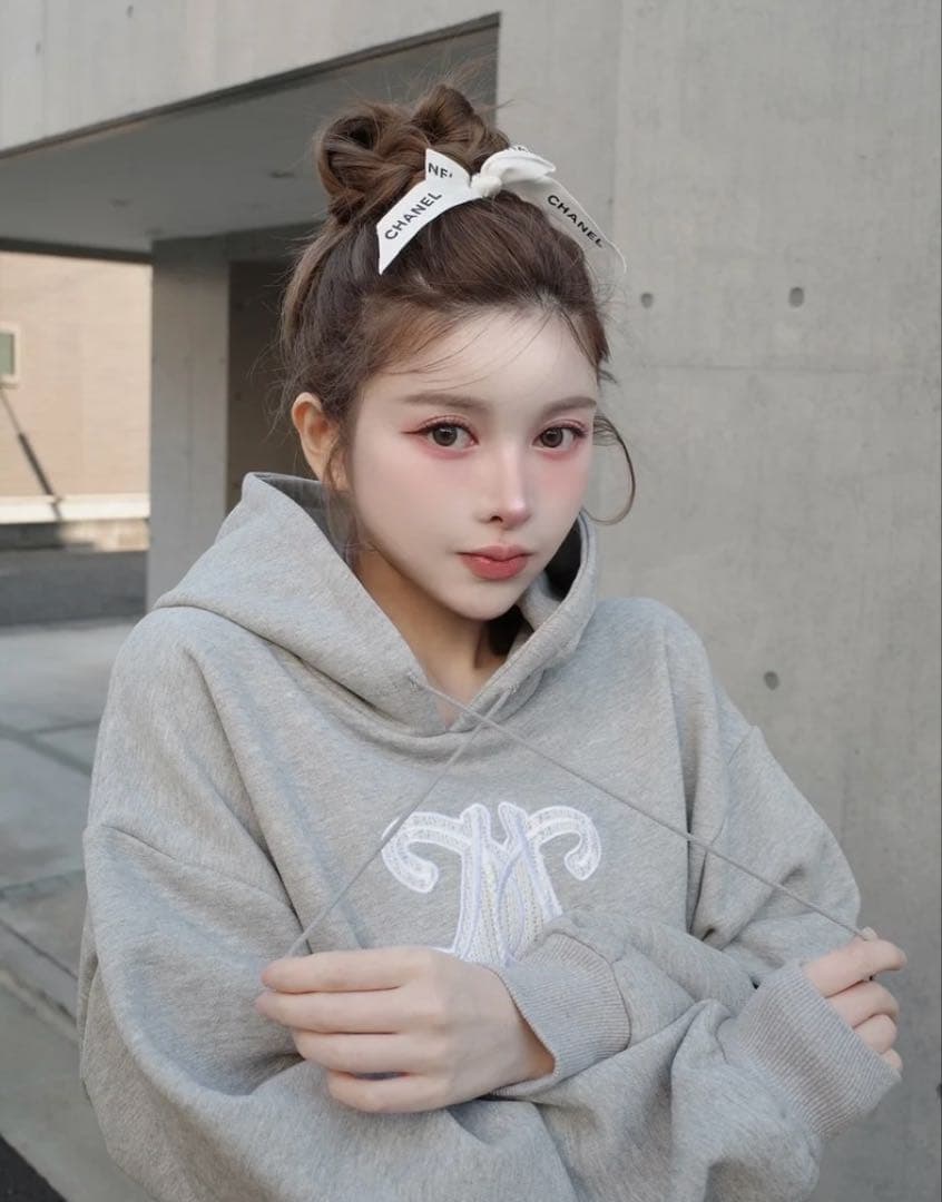 Darich レースアップリケロゴフーディ　GRY