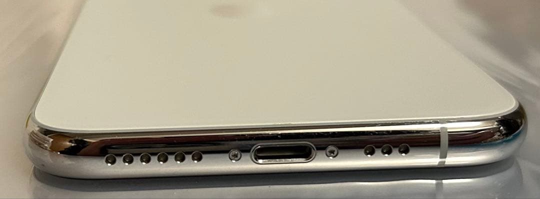 iPhone 11 Pro シルバー 64GB