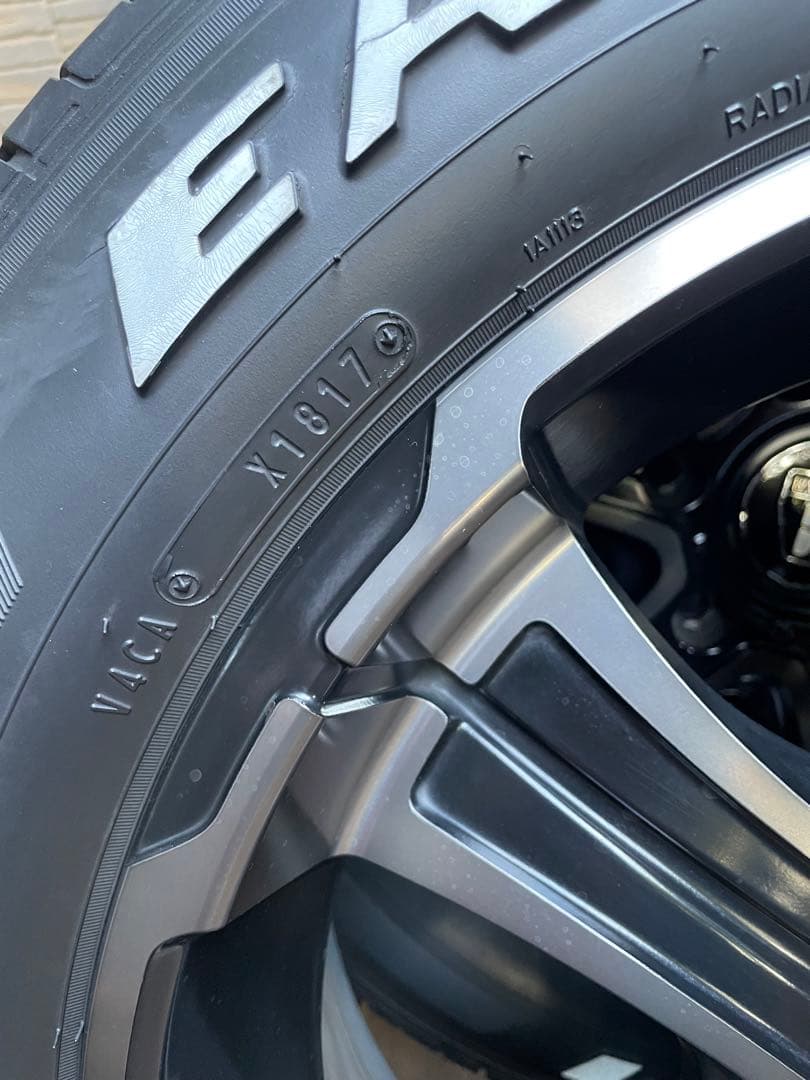 ハイエース　FLEXオリジナルカラー　バルベロ　17インチ