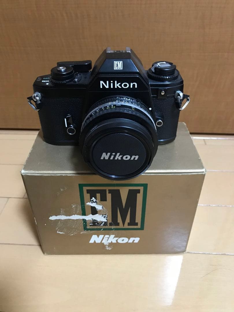 ニコンEM コニカc35 ペンタックスmv1 フィルムカメラ３台Mまとめ
