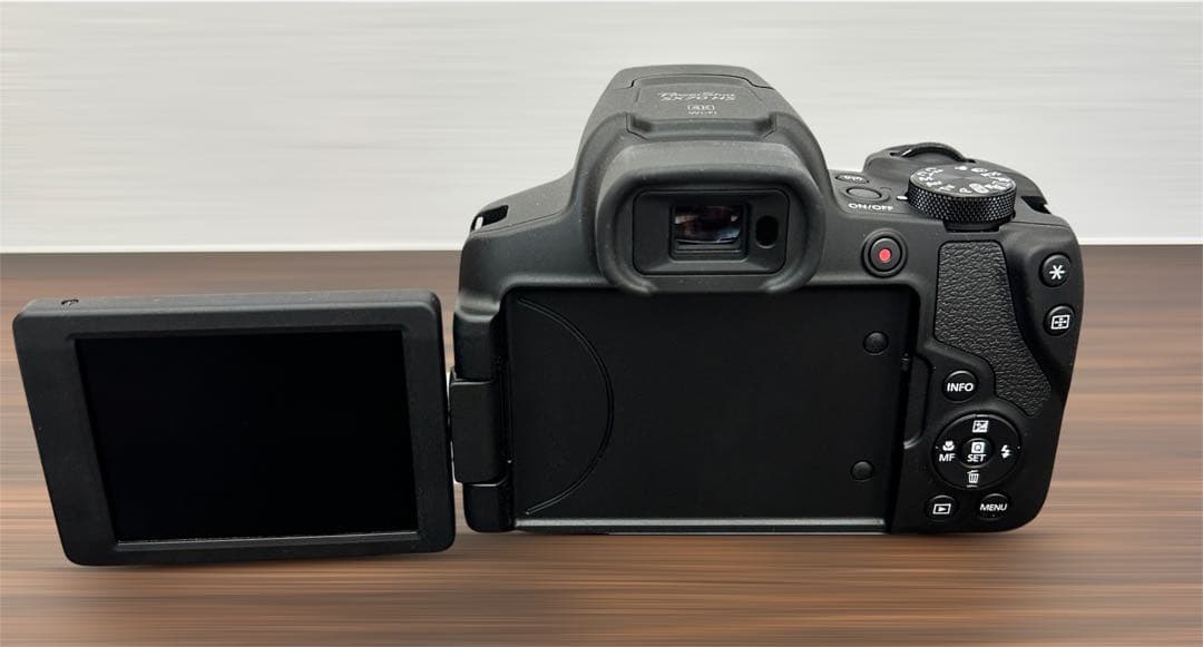 【新品展示品】Canon PowerShot SX70HS 付属品あり