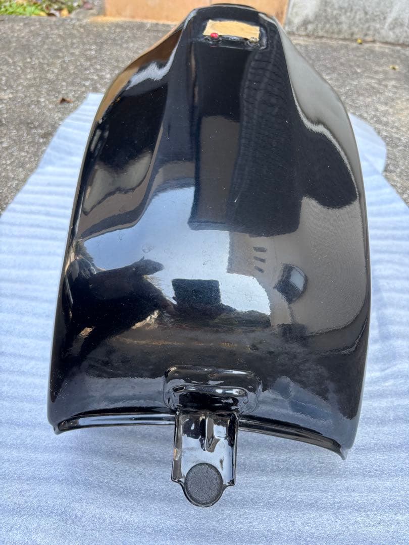 4*3様 z400fx 純正　外装一式　当時物　タンク　サイドカバー
