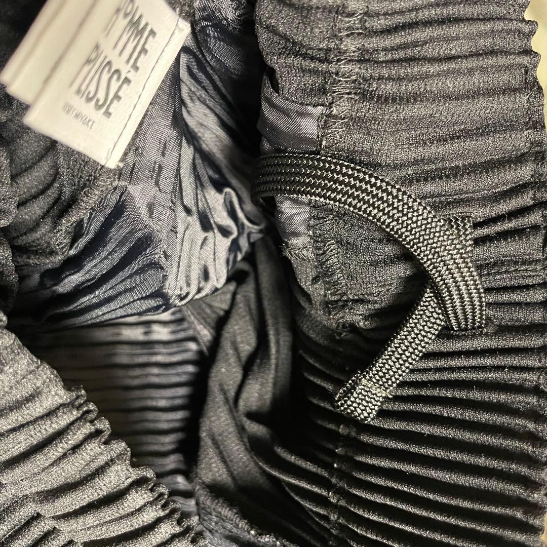 HOMME PLISSE ISSEY MIYAKE テーパードパンツ