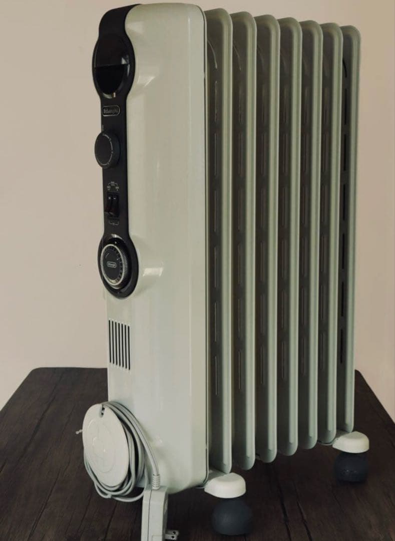 【未使用】デロンギ オイルヒーター HJ0812