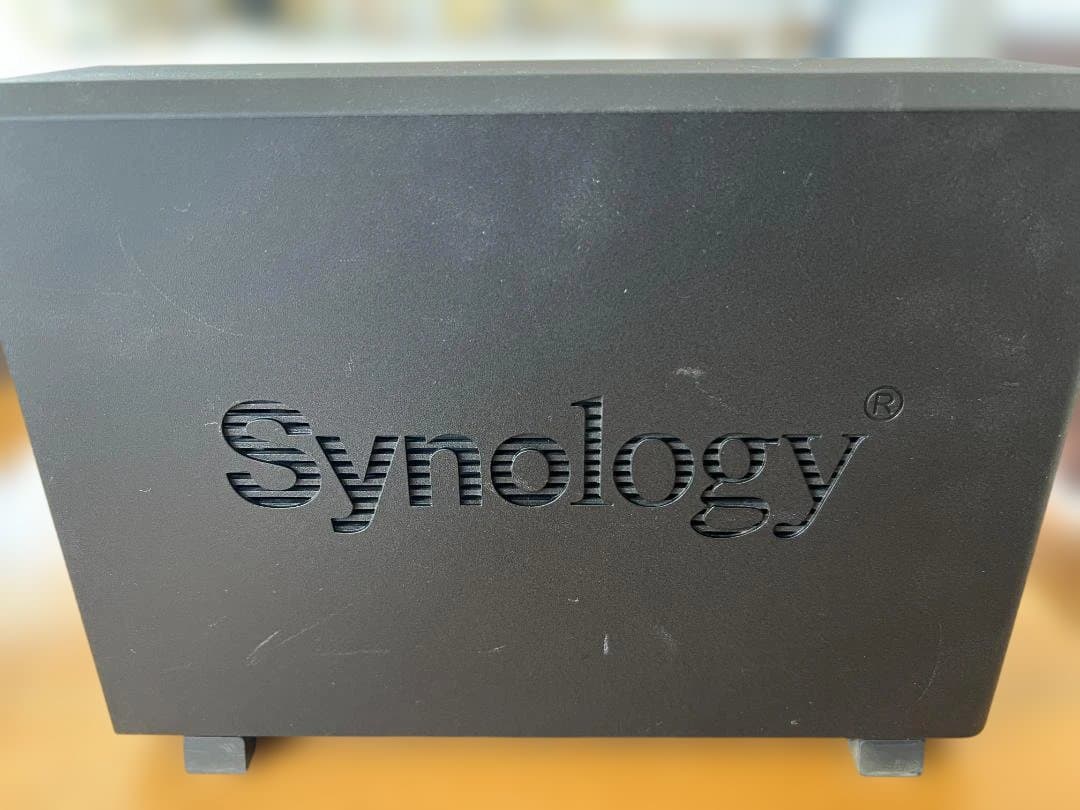 Synology NVR1218 (USBトングル付)