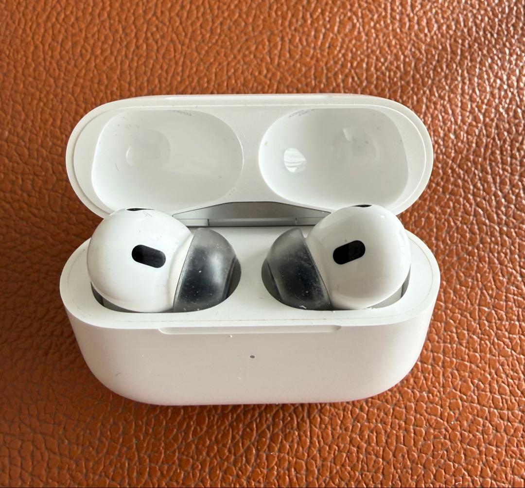 AirPods Pro 2 本体 充電ケース付き