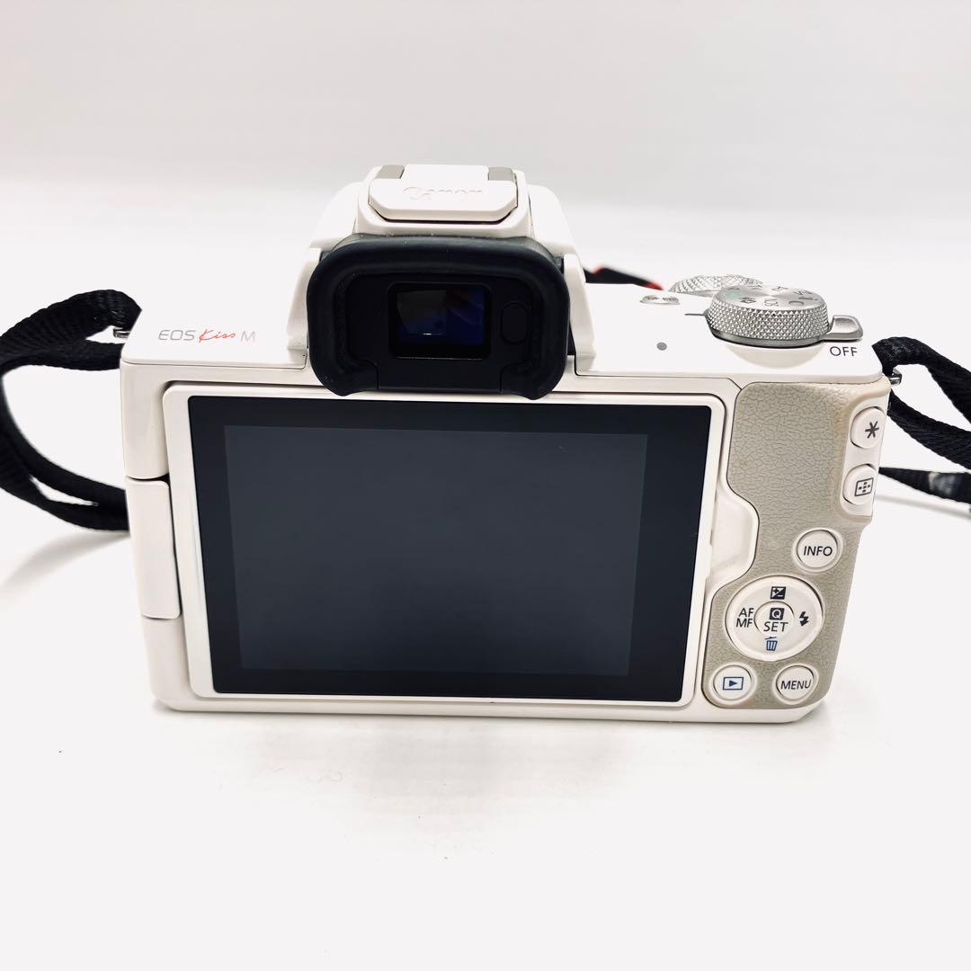 Canon kiss M ホワイト 15-45mmレンズキット