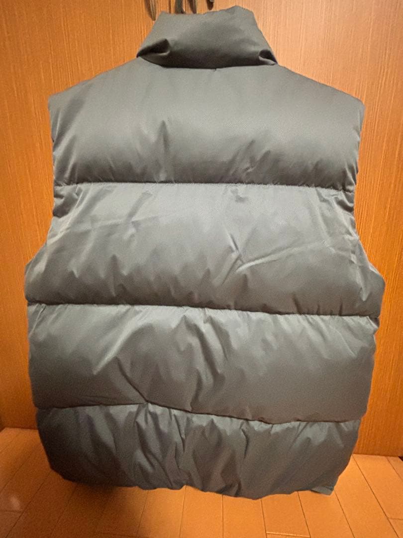 Nike グレー ダウンベスト Lサイズ