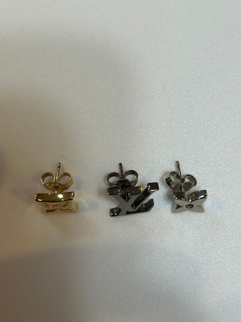 ルイ・ヴィトン LVロゴ・モノグラムピアス 3点セット